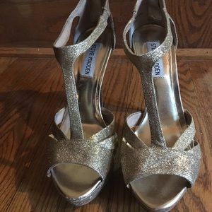 Steve Madden next level GOLD✨glam 4’ high heels✨